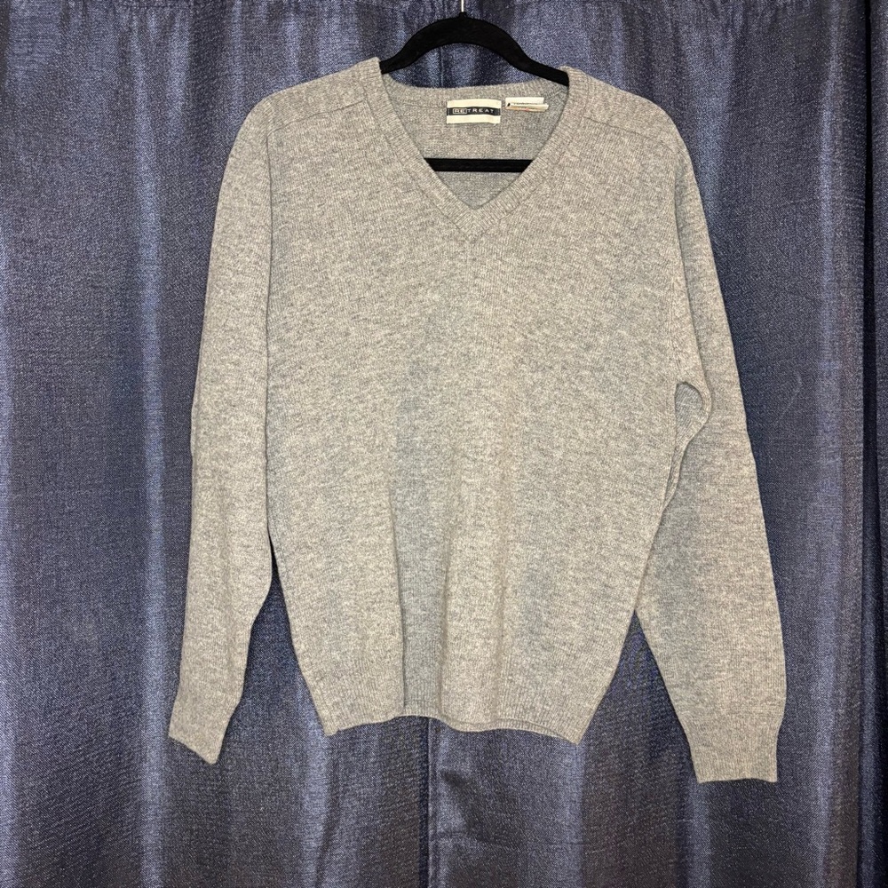 Retreat Sweater Mens Sm‎ Wool Pullover VNeck Pure New Wool Grey Outdoors Classic